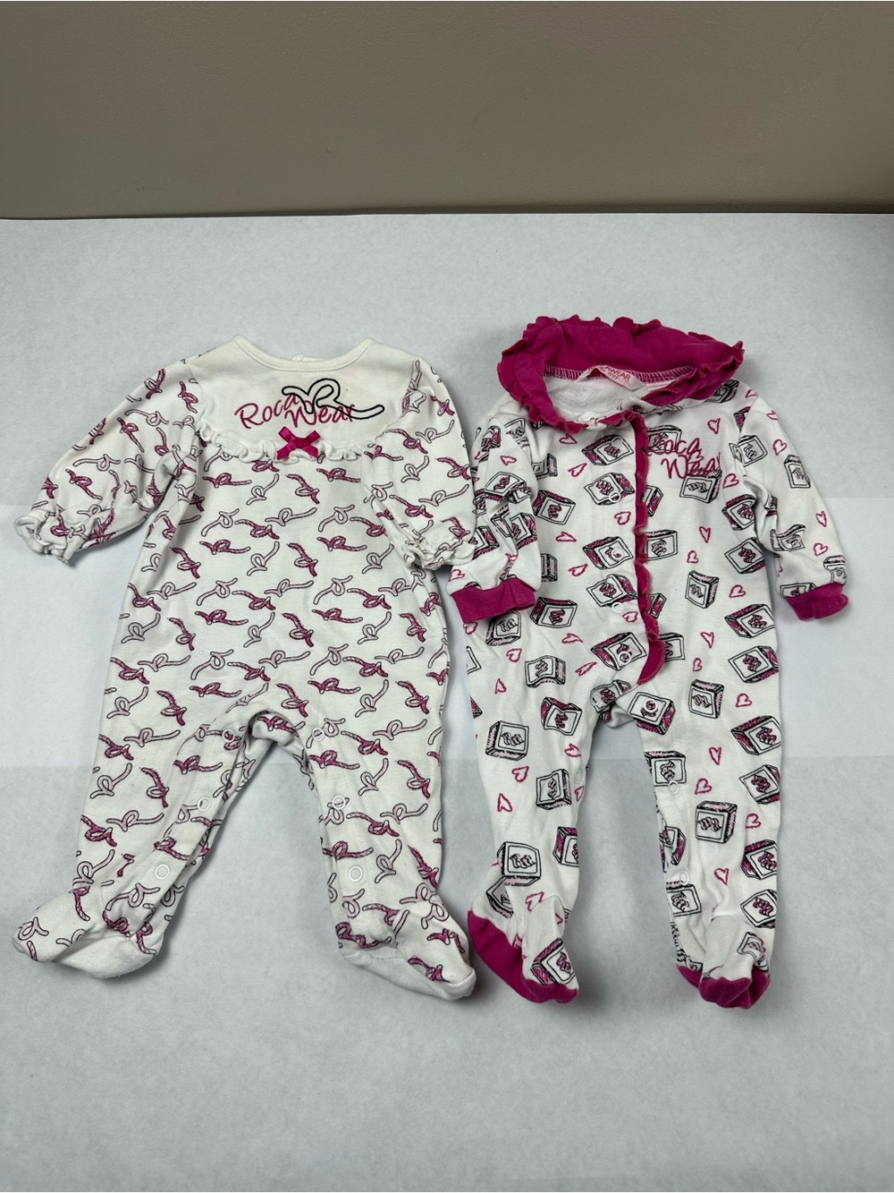 Rocawear White & Pink Patterned Footed One-Piece Set x 2 Size 0-3 Mo